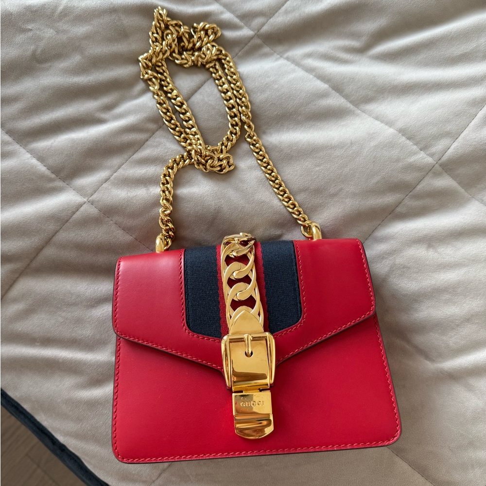 Gucci Red Sylvie mini bag